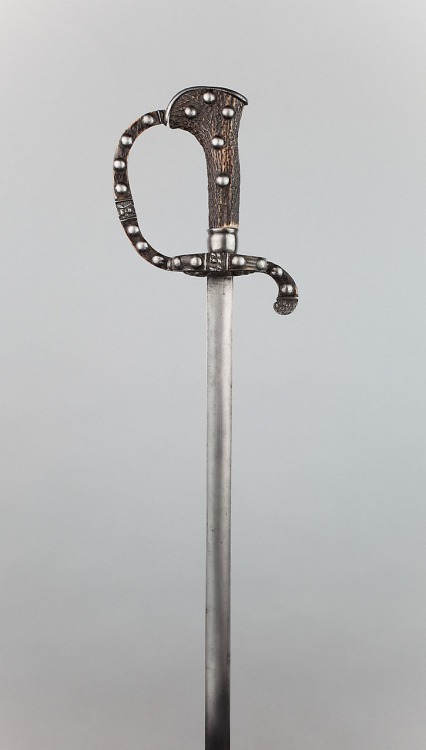 aic-armor:Boar Sword, 1650, Art Institute of Chicago: Arms, Armor, Medieval, and RenaissanceGeorge F