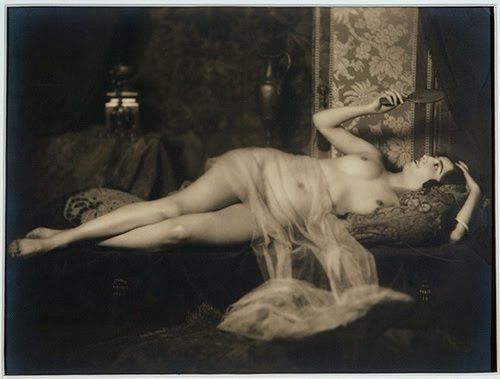 Porn historicaerotica:  Classic boudoir      photos