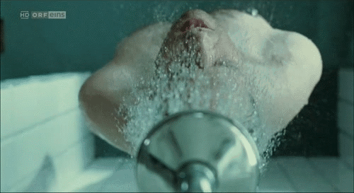 famousnudenaked:  Kai Wiesinger Frontal Nude in Darum (2008)