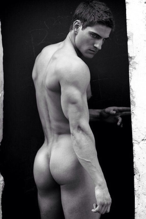 irishenko: irishenko.tumblr.com stud