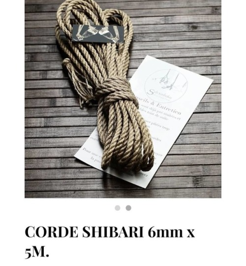 Suite à de nombreuses demandes de cordes de shibari plus courte, vous trouverez à part