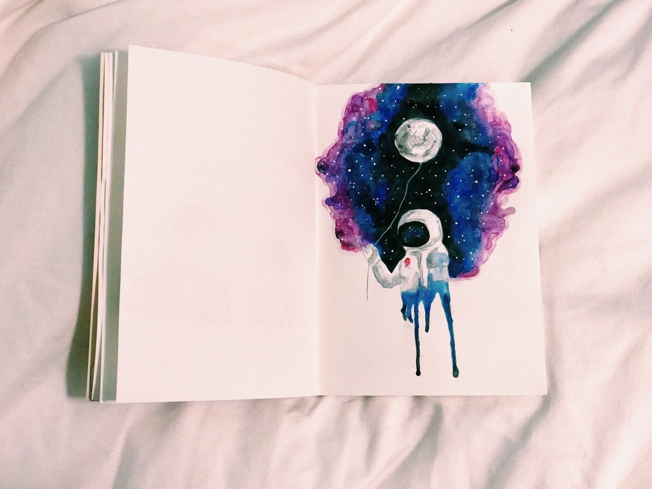 loonleyheartsclub:follow my instagram @carolinehagan18