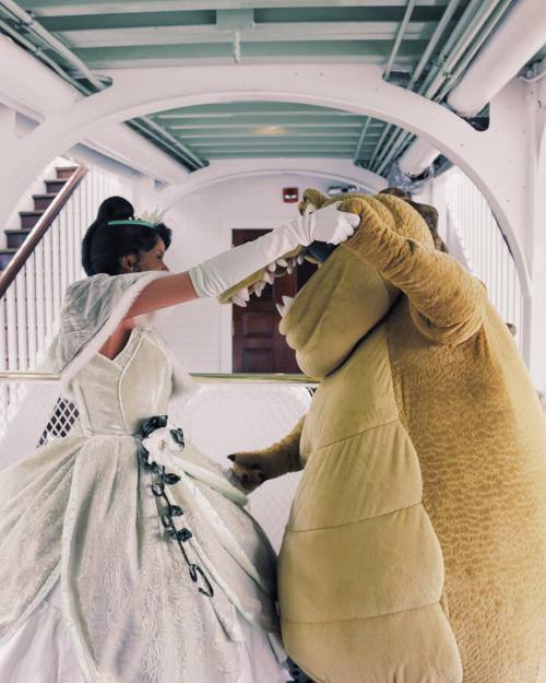 danceandmince:  source:  capturingcharacters on instagram