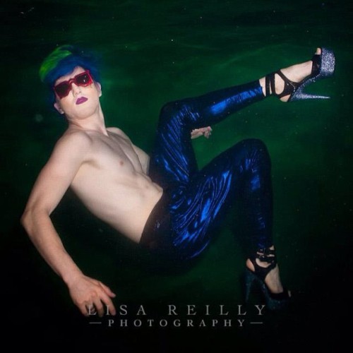 rickyrebelrocks: #rickyrebel rockin’ Heels! I F*cking love these shoes. #androgyny #stripperheels #