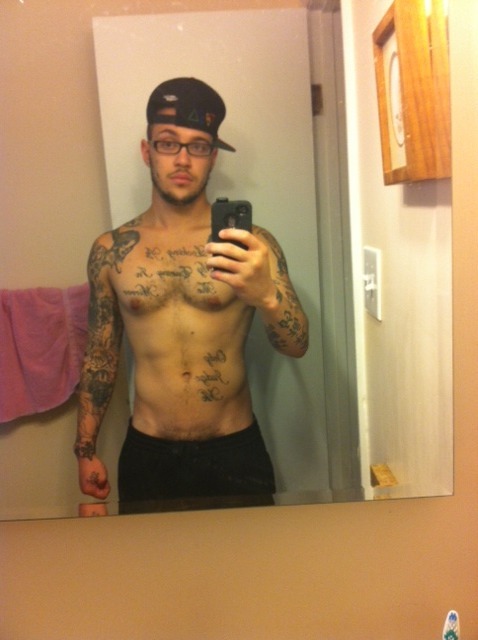peterluvr:  shokochocochanel:  shokochocochanel.tumblr.comTwitter: twitter.com/shokchocochanel   Follow peterluvr.tumblr.com/ for hot stuff. I will follow back if you post similar content!