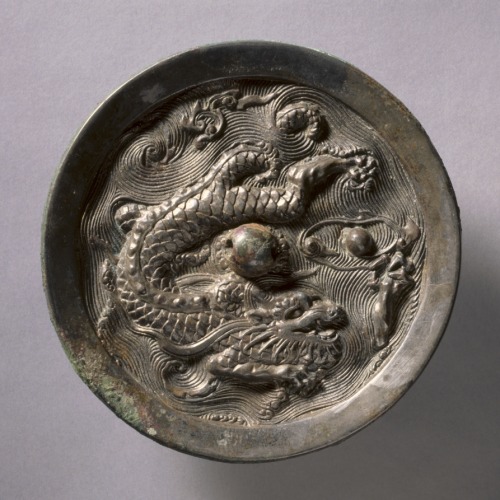 cma-chinese-art:Dragon Mirror, mid 14th Century - mid 17th Century, Cleveland Museum of Art: Chinese