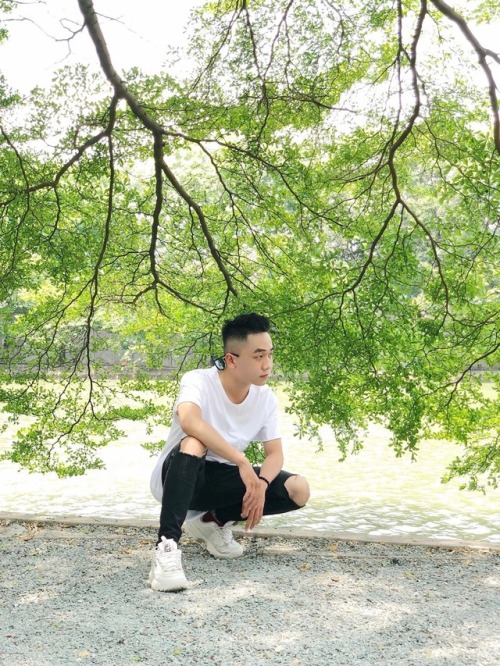 Hốt được thêm anh trai thẳng chat sex cực dâm cực dễ thương  Ai mua thì liê