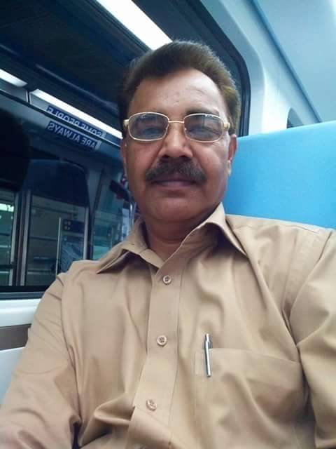 player064:  Full sexy nd hot daddy from lahore pakistan 57years old daddy 