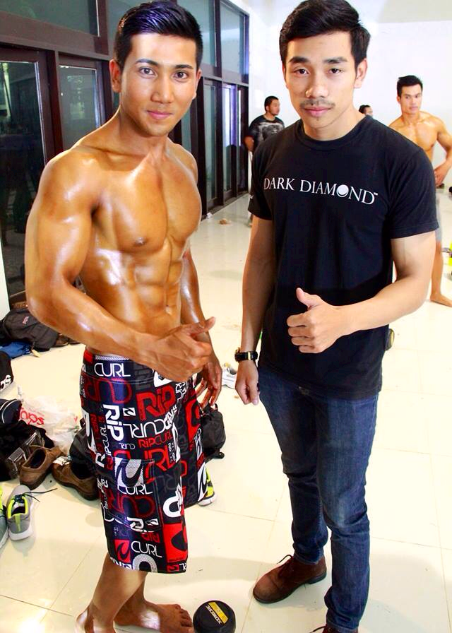 Yum Yum Asian Hunks