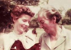 Lugoj:hace 126 Años Nació Gabriela Mistral. En La Foto Junto A Al Amor De Su Vida: