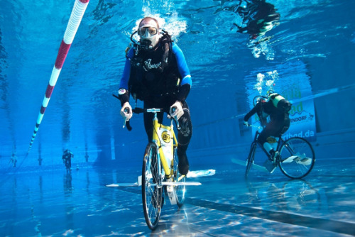 cardosystems:  Who knew…. Three new world records in underwater cycling