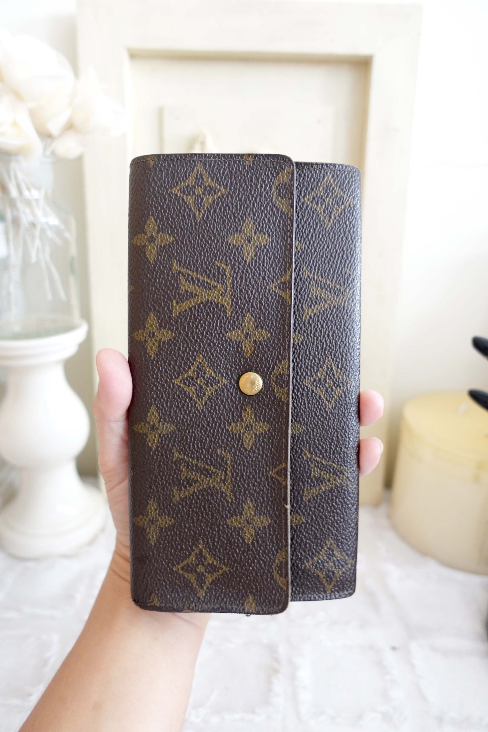 Vintage Louis Vuitton brown monogram key case. Classic unisex wallet f –  eNdApPi ***where you can find your favorite designer  vintages..authentic, affordable, and lovable.