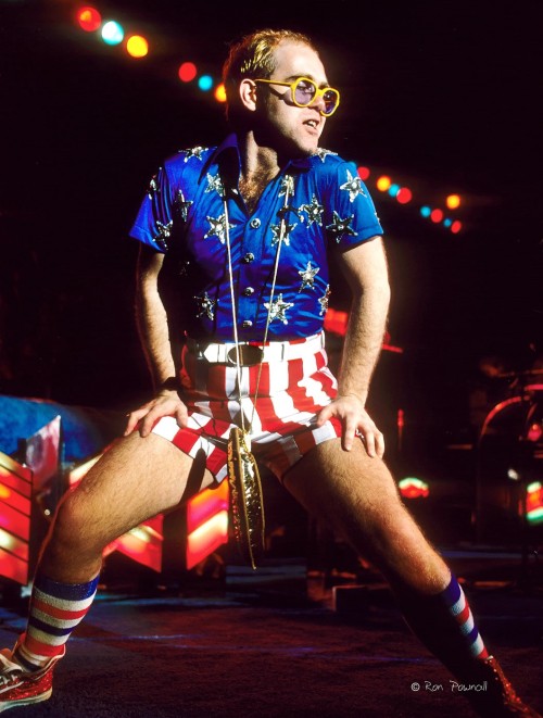 thats-the-way-it-was:Elton John - Boston, July 4, 1976Photo: Ron Pownall