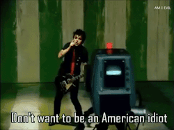 am-i-evil:Green Day - “American Idiot”