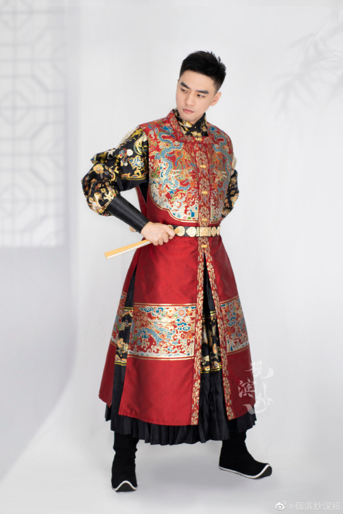 hanfugallery:chinese hanfu by 砚滨纱汉服