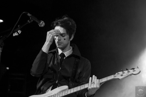 justnevilledup: Who the eff is Dallon Weekes?