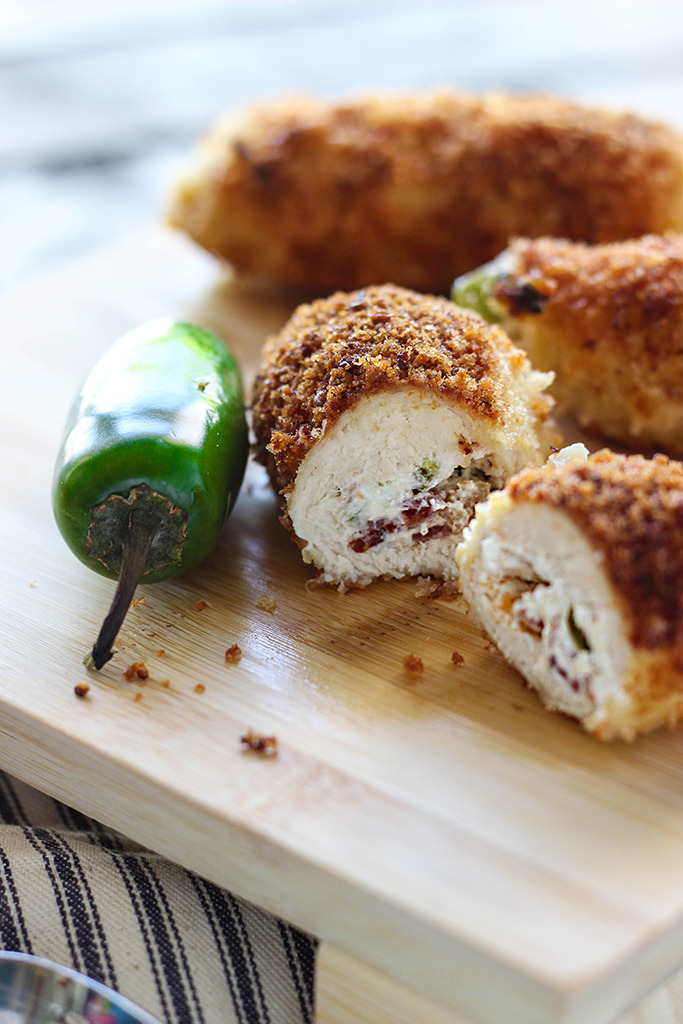 do-not-touch-my-food:  Baked Jalapeno Popper Chicken  Ooooohhhj! Sexual!