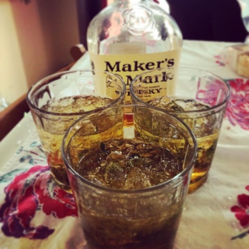  #KentuckyDerby #DerbyDay #MintJuleps @makersmark #bourbon #makersmark (at New Hartford, Connecticut