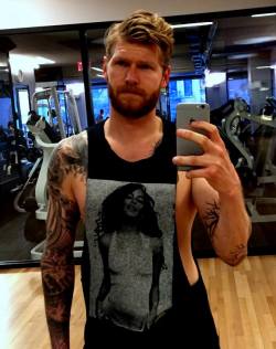 darkmythology:  ginger-tidings:  Ginger selfie studs ….  I want the gingers to sit on my dick and spray his juice in my mouth