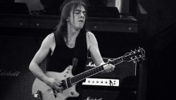 acdc-ukraine:  Mal !  #ACDC #MalcolmYoung #GetWellMalYoung