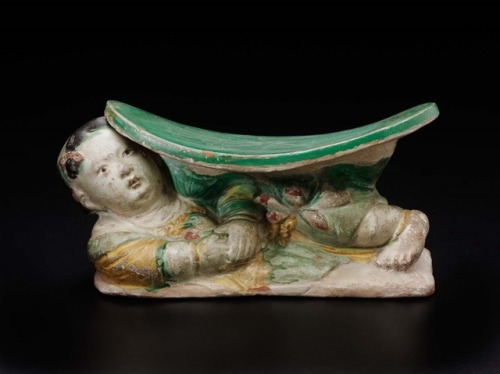 shewhoworshipscarlin:Pillow, 1115-1227, China.