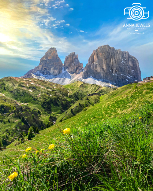 Sella Pass - Italy (by Anna Jewels (@earthpeek)) www.instagram.com/earthpeek/ 