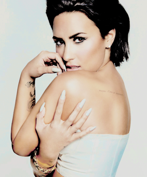 celebredit:  Demi Lovato by Yu Tsai