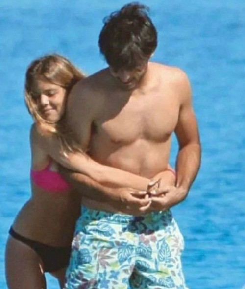 My Favorite Pictures Of Carlos And Isa Part 1
