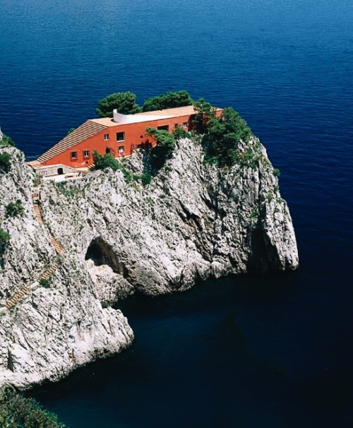 just-good-design:Malaparte house in Capri.Including some photography by Francois Halard.