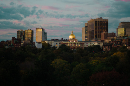 Changing light10/24/16Boston, USA.Instagram