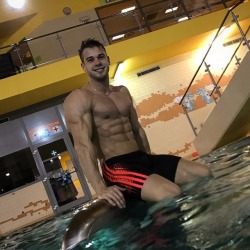 tripltap:  Gymspiration with Ondrej Kmostak  http://www.facebook.com/tripltap