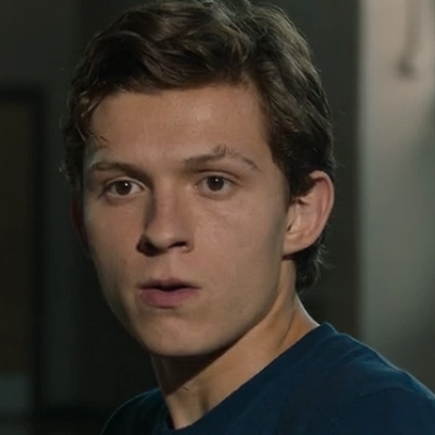 Tom Holland as Peter Parker/Spider-Man iconslike/reblog if you save/use or  © : spiderszman (twitter