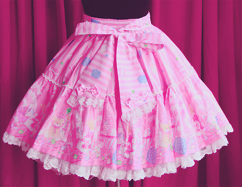 ojouu:  Infanta Sweet Dolly House Skirt from Spreepicky!! || Enter “ojouu&ldquo;