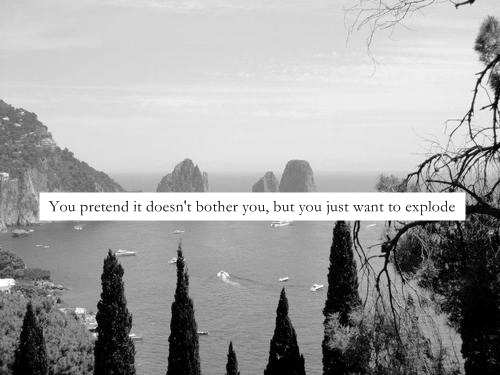broken-n-bruised:  for the best black and white posts, that relate to you, follow broken-n-bruised 