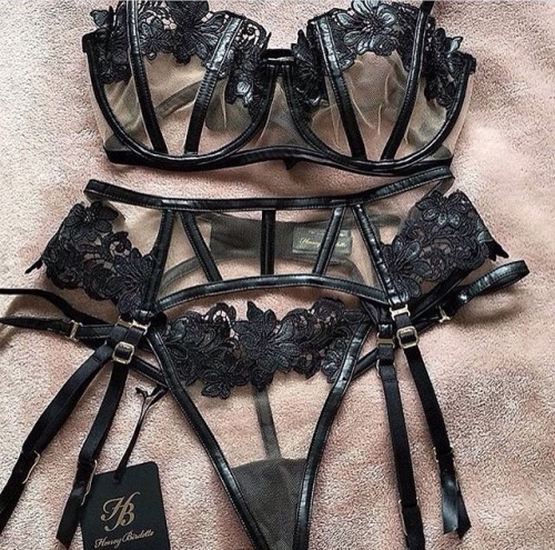 xbunnyclawsx: Credit: lingerie by IG-@honeybirdette porn pictures