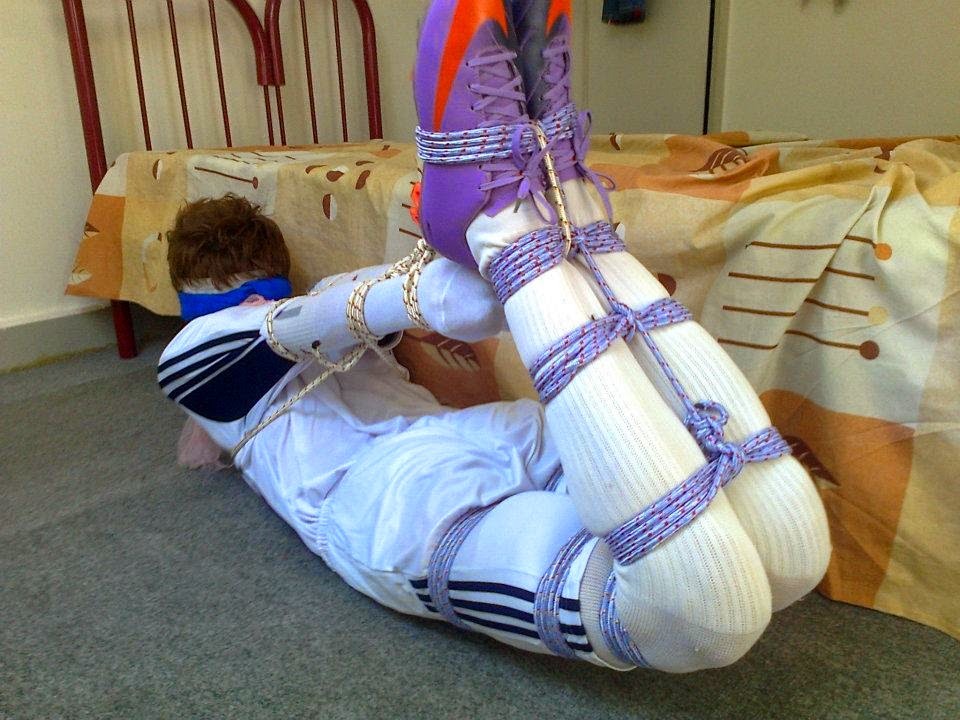 heavy-bondage:  Bondage and soccer kit…my two favourite things… https://heavybondage.wordpress.com/