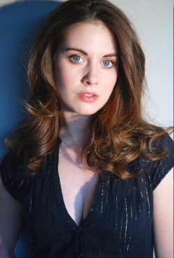 4161215:  Alison Brie 