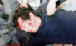 sammywasabi:  GET TO KNOW ME MEME → 5 Shows↳  2/5 - The Walking Dead 