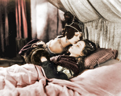 Lillian Gish &amp; Renée Adoréehttps://painted-face.com/