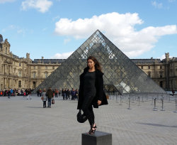 Before the Louvre by IDiivil-Official 