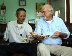 faasnursoskirr:  bobbyport:  the-benaissance-man:  gray-firearms:  sigsauer-ist:  cunicular:  fuckanimals:  US army doctor returns arm to Vietnamese soldier fifty years after he took it as a souvenir.  there are so many intersecting levels of fucked up