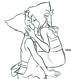 mickleback:  here’s a super old/bad pearlapis sketch because im currently too busy to make any new content!!!!!!