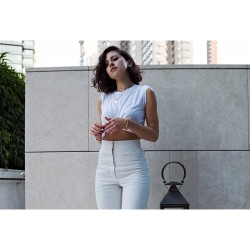 pabloluis:  Wednesday (everyday) goddess …if you don’t know, please get familiar @karla_deras