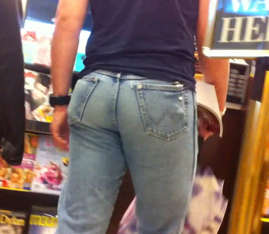 candidmaleass:  Hot Nerd Ass in Jeans @ Barnes &amp; Noble http://candidmaleass.tumblr.com/