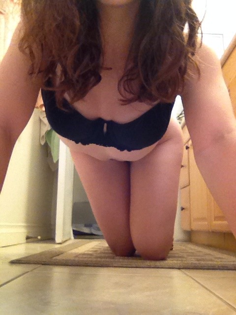upandfilledwithlust:  Had a bit of fun today before work. 