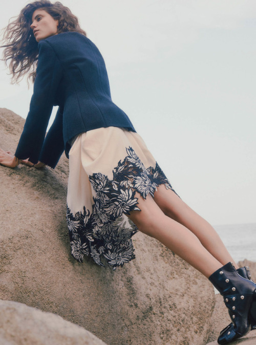 At the Turning of the Tides (Part I) Antonina Petkovic by Agata Popieszynska Harper&rsquo;s Bazaar U