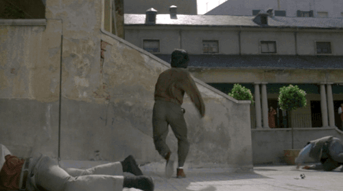classicalchinastyle: Jackie Chan’s humorous style of fighting. His kung fu movies not onl