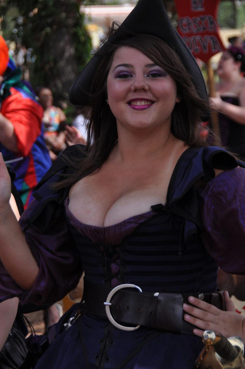 Porn photo fairefest:  Texas Renaissance Festival 2012