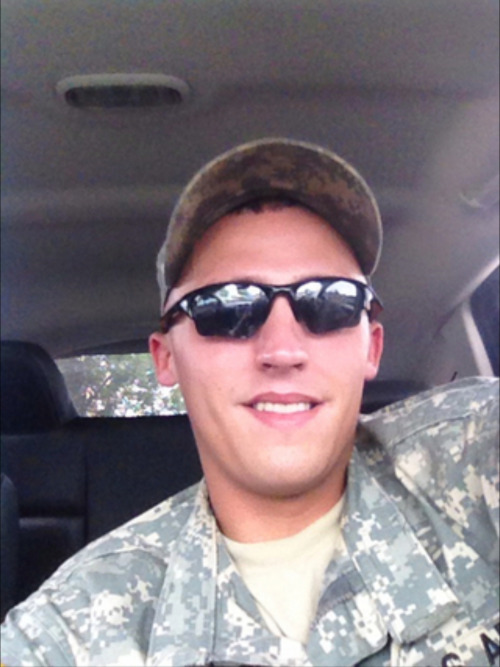 militarymencollection:  militarymencollection 