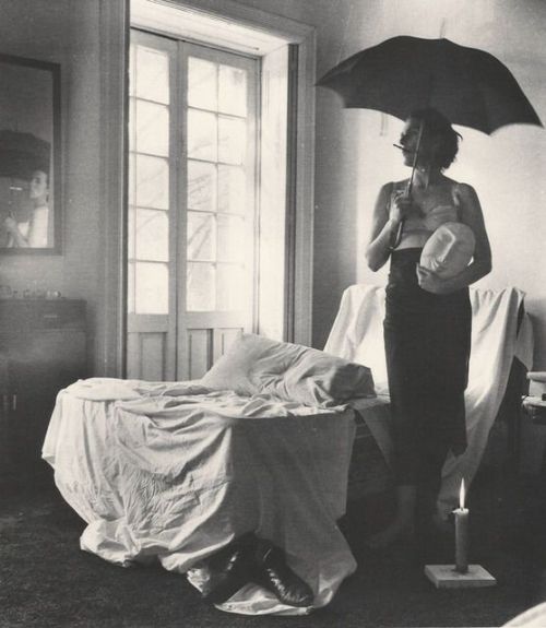 mujeresartistas: Kati Horna - Oda a la necrofilia (1962).